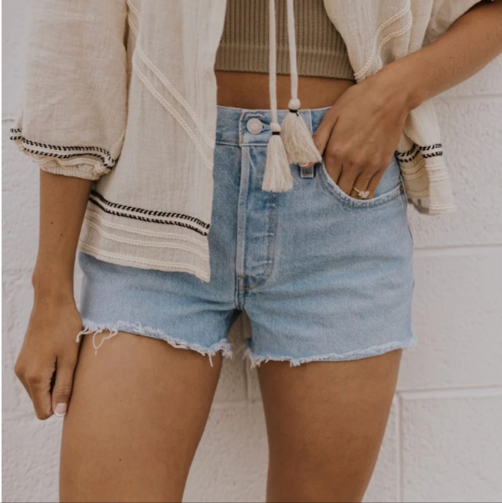 Levi's 501 Women's High Rise Cut Off Shorts Light Wash 2" Inseam